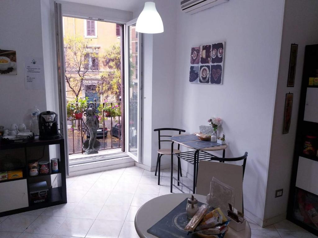 Posedenie v ubytovaní B&B A Home in Rome