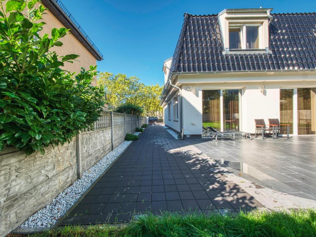 Pension Amanda - Single Room With Private Bathroom