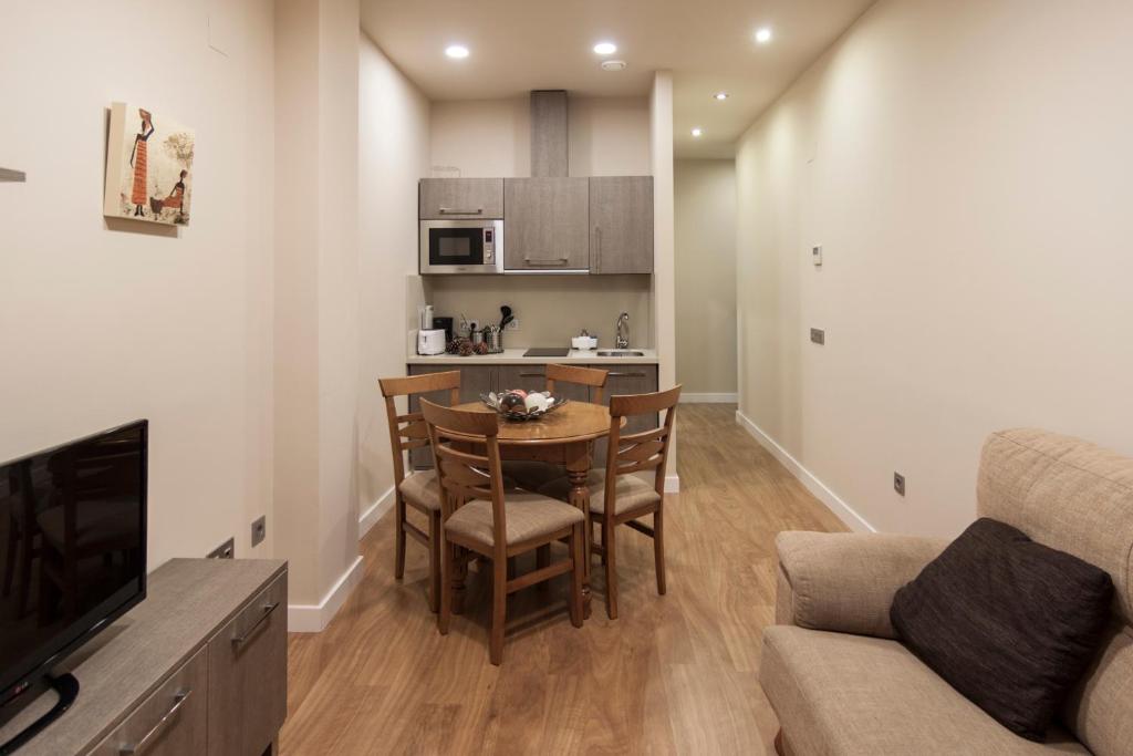 Kuchyňa alebo kuchynka v ubytovaní SEVITUR Seville Comfort Apartments