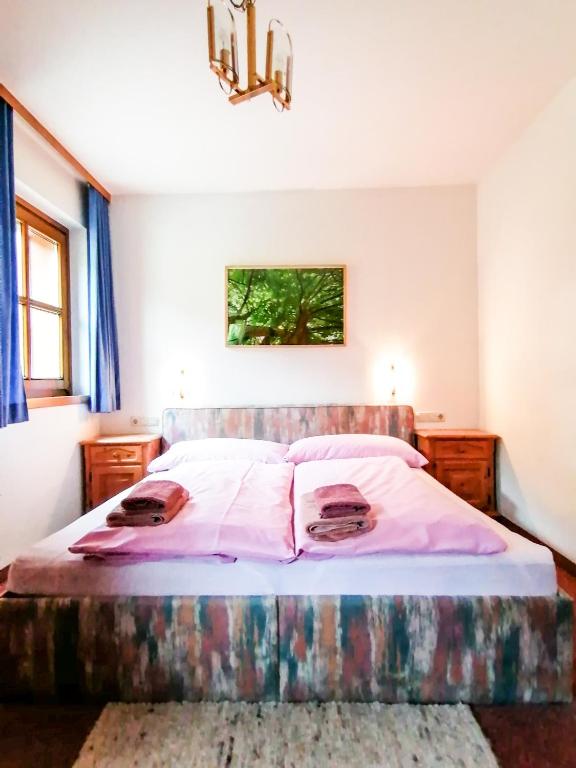 Posteľ alebo postele v izbe v ubytovaní Haus am Römerbad