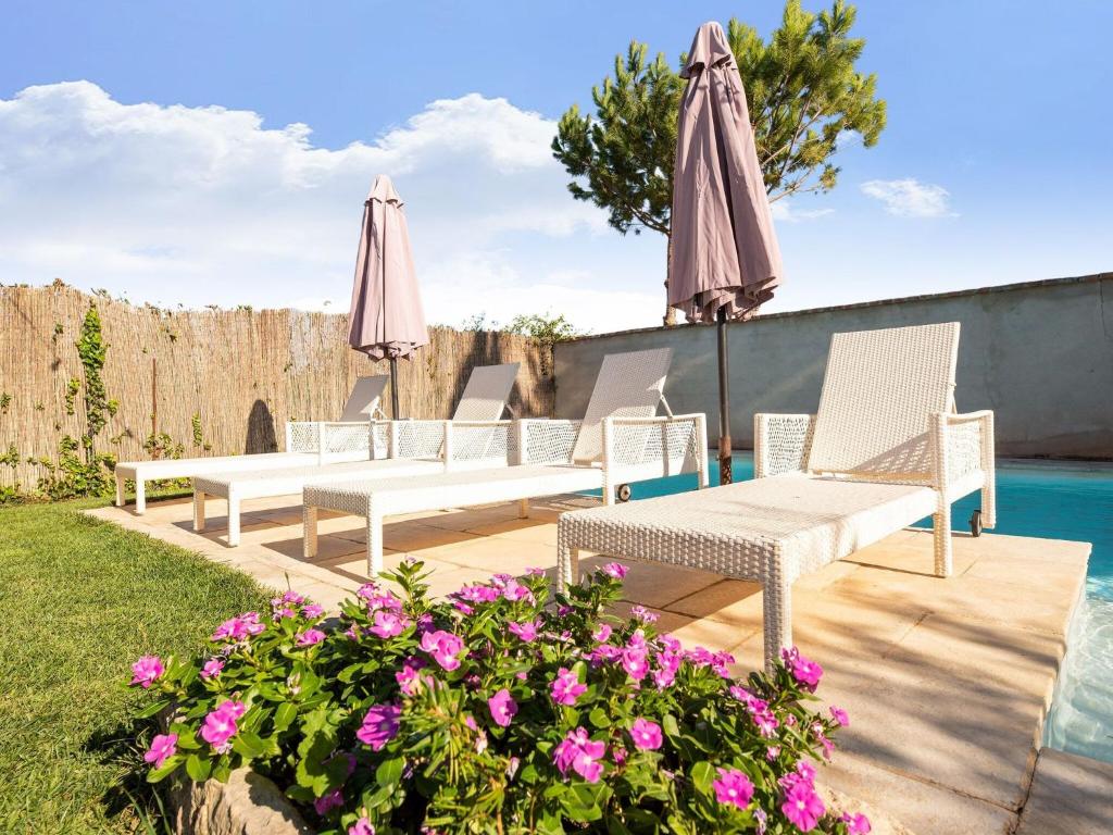 Bazén v ubytování Lively holiday home in Fraga with private pool nebo v jeho okolí