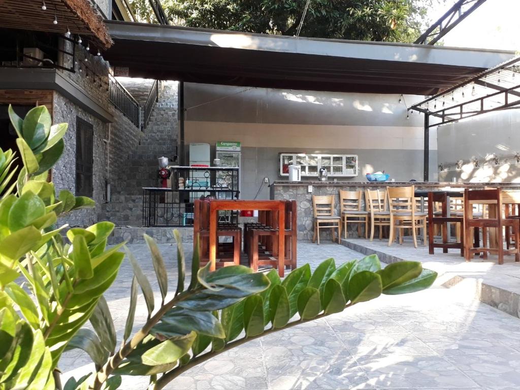 Restaurace v ubytování Ha Giang Creekside Homestay and Tours