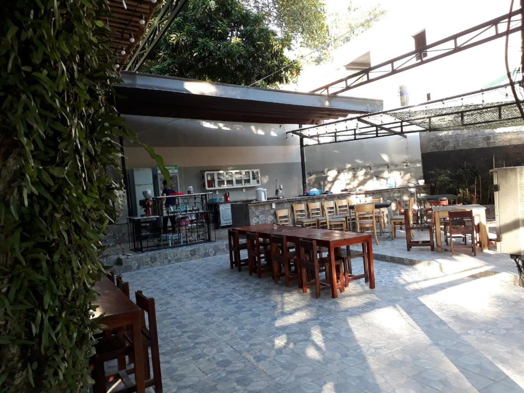 Restaurace v ubytování Ha Giang Creekside Homestay and Tours