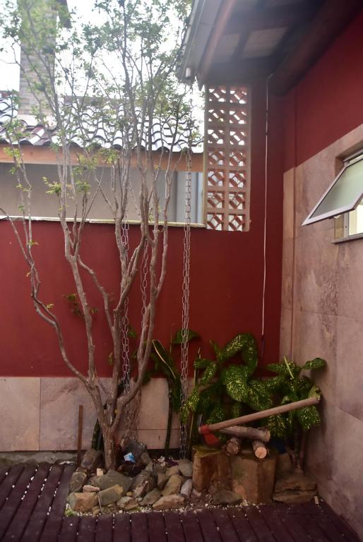  Lindas casas com piscina poucos metros do mar para 18 pessoas