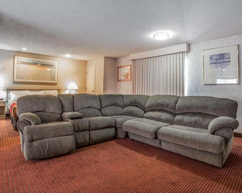 Posezení v ubytování Econo Lodge St George North - Near Pioneer Park