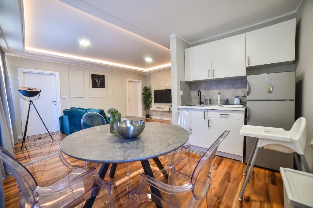 Kuchyň nebo kuchyňský kout v ubytování Centar apartmani Zlatibor
