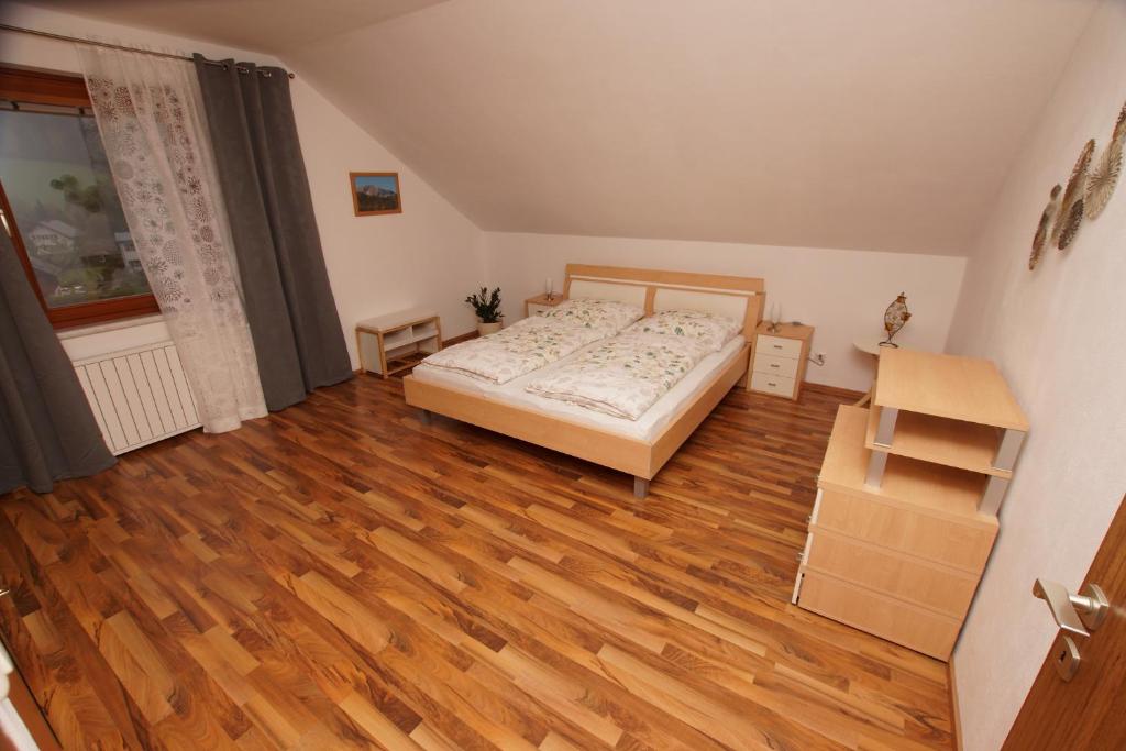 Postel nebo postele na pokoji v ubytování Ferienwohnung Steiner Gertrude