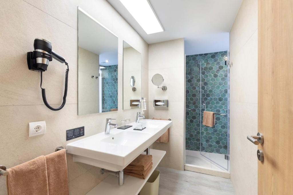 Koupelna v ubytování Hotel Riu Buenavista - All Inclusive