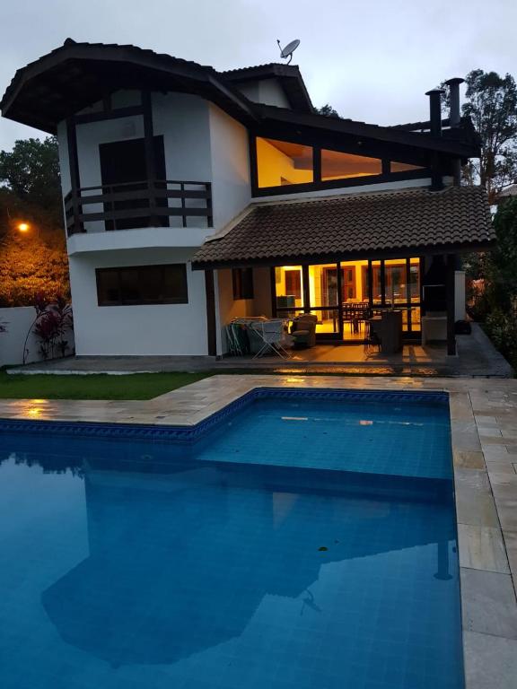  linda casa em bertioga cond hanga roa