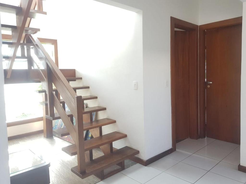  linda casa em bertioga cond hanga roa