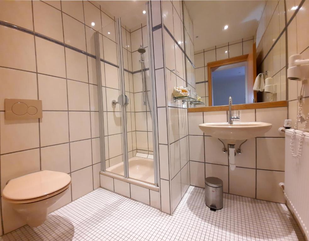 Koupelna v ubytování Hotel Vier Spitzen