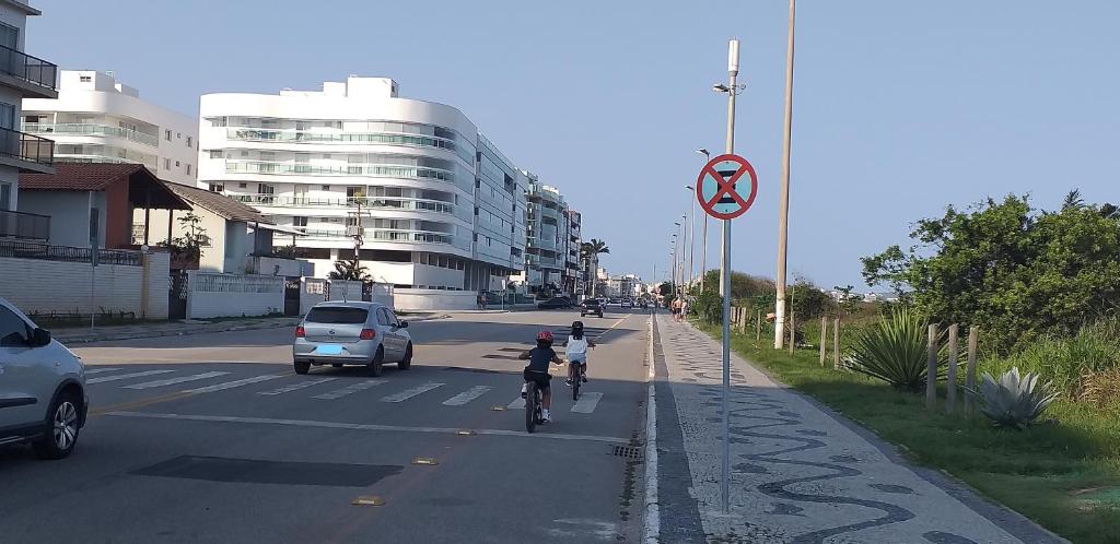  Apt 3 dorms a 400m praia