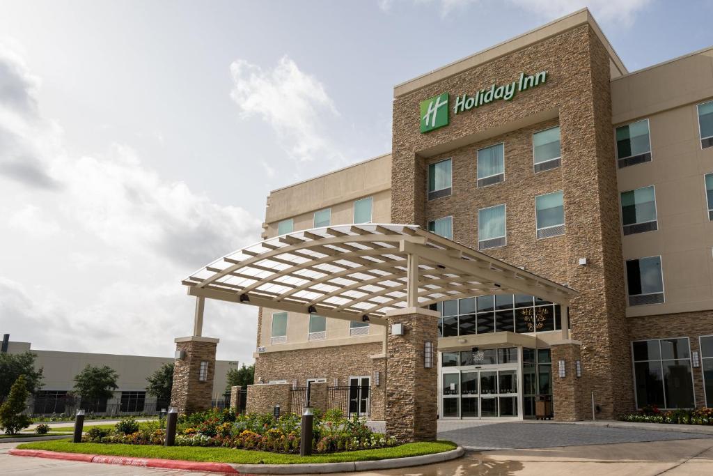 an image of a hospital building at Holiday Inn - NW Houston Beltway 8, an IHG Hotel in Houston