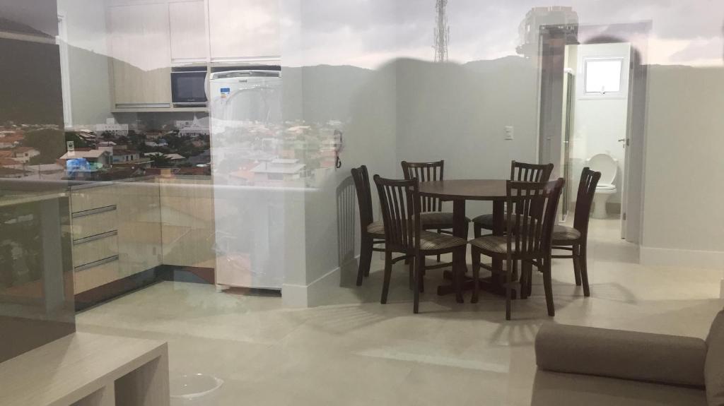  Apartamento em Porto Belo