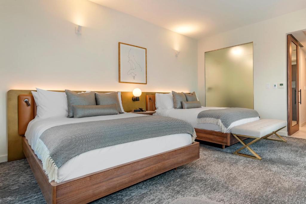 ONE11 Hotel - Chambre Queen Avec Deux Lits Queen