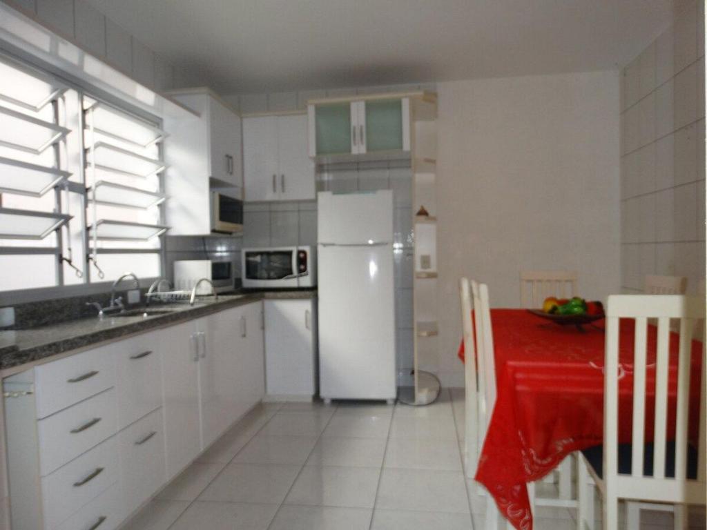  Casas 2D - 300m do Mar - Santinho (8-9)
