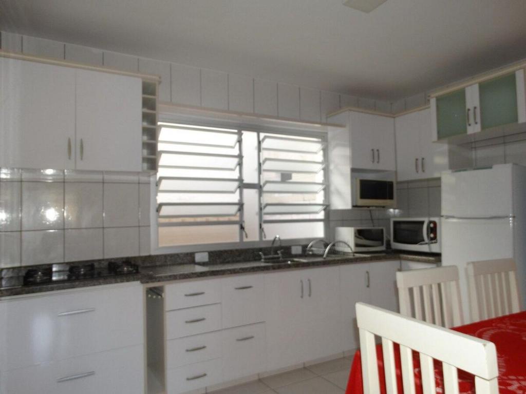  Casas 2D - 300m do Mar - Santinho (8-9)