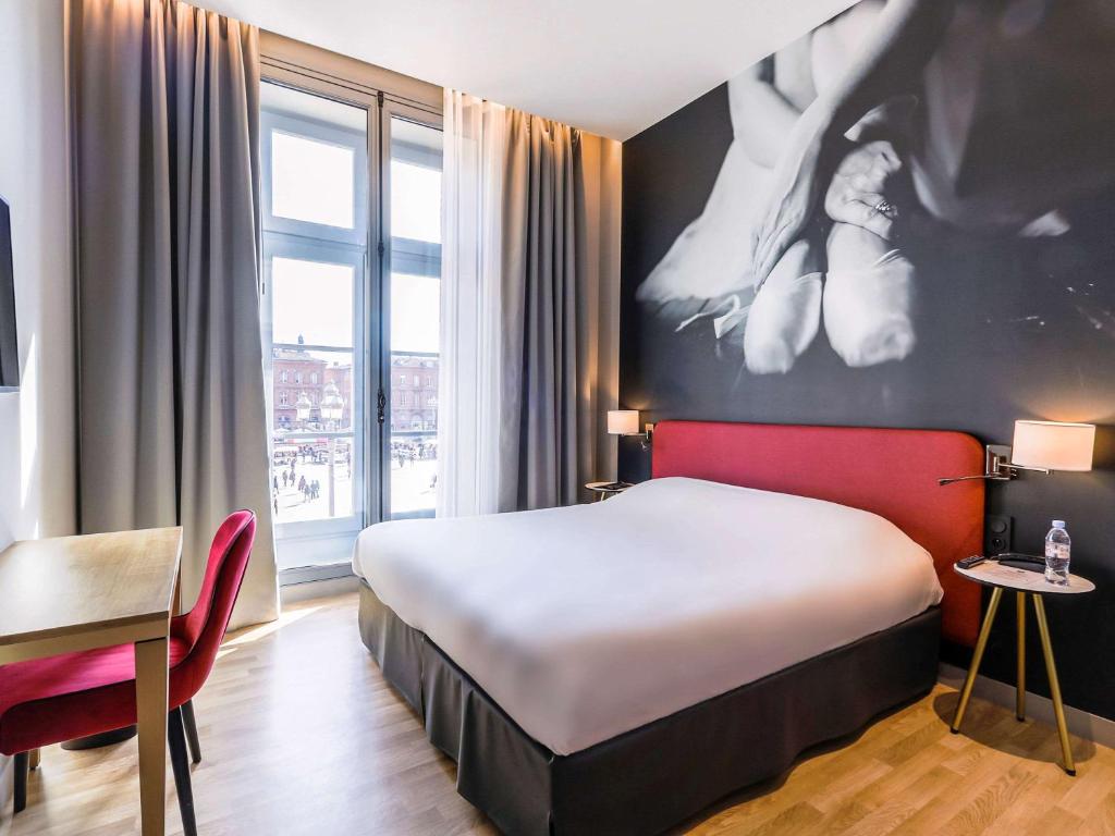 Postel nebo postele na pokoji v ubytování Ibis Styles Toulouse Capitole