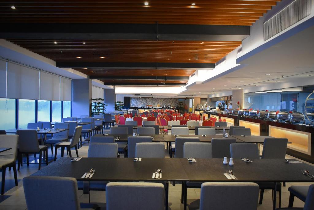 Restaurace v ubytování UCSI Hotel Kuching