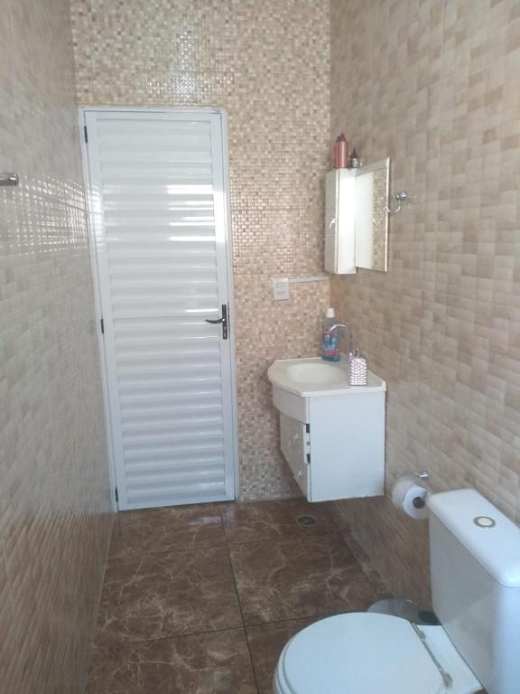 Sobrado confortável Zona Norte