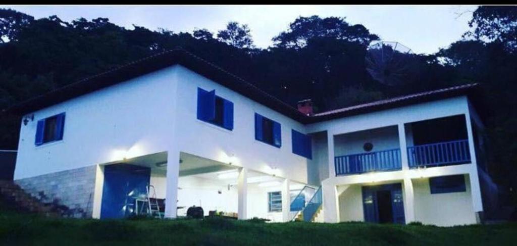  Casa paradisíaca com boate particular