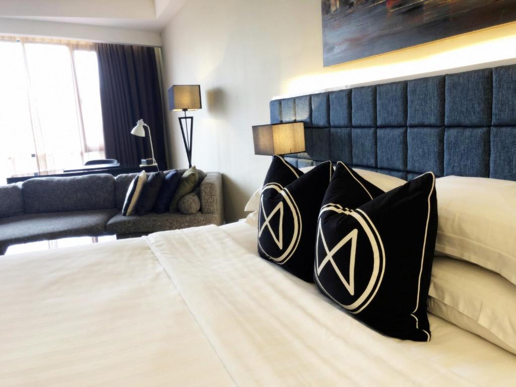 M Roof Hotel & Residences - Младший люкс