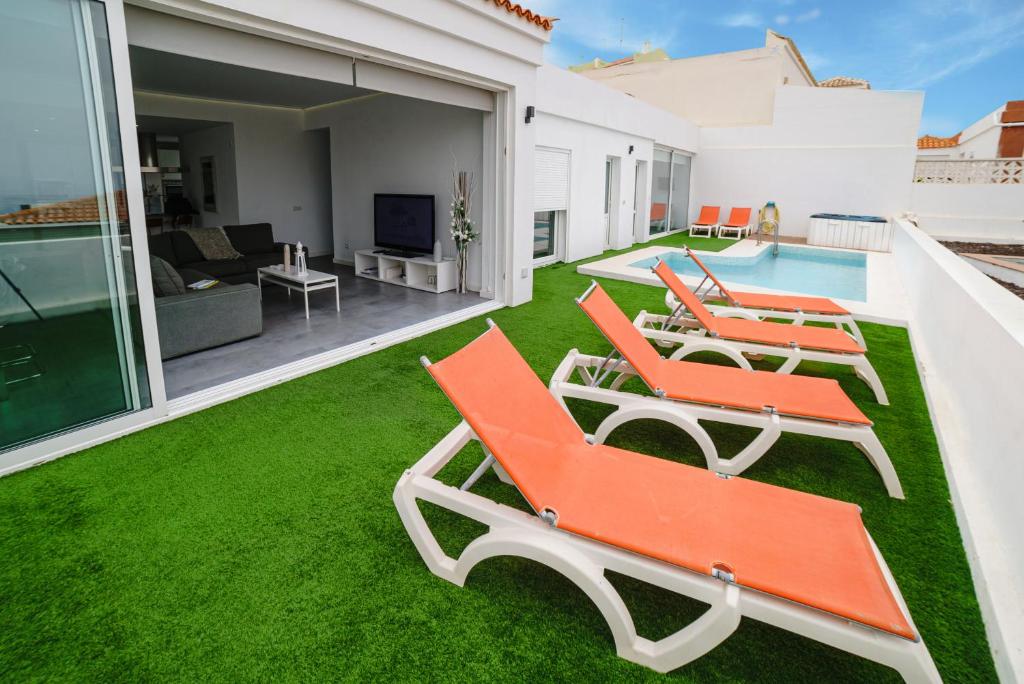 Villa Carlota Costa Adeje tenerifesummervillas, Adeje ...