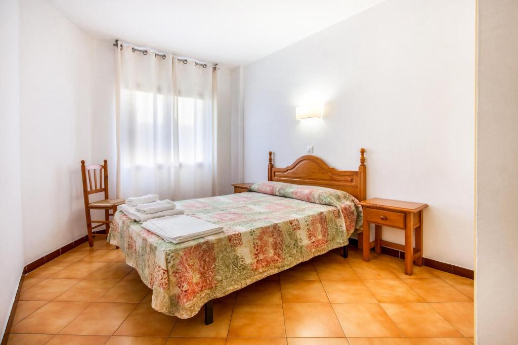 Posteľ alebo postele v izbe v ubytovaní Apartaments Palamós - Pal Beach