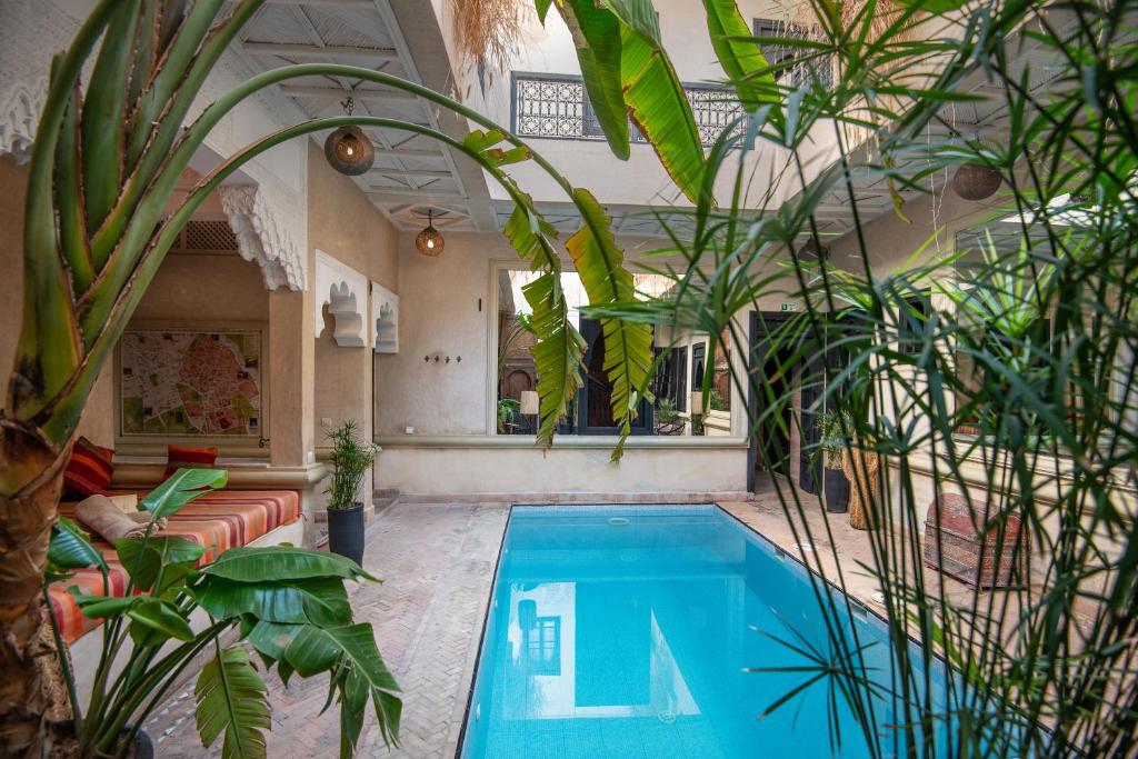 Bazén v ubytování Riad Spa Sindibad nebo v jeho okolí