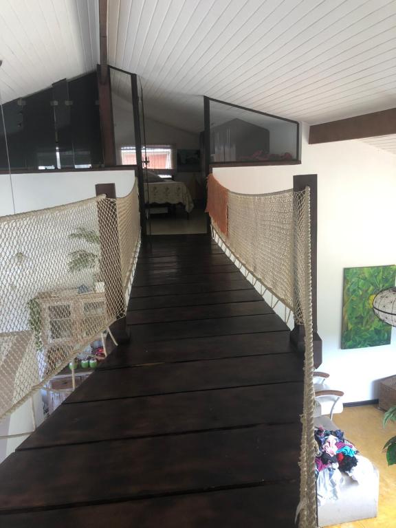  Casa com piscina ubatuba