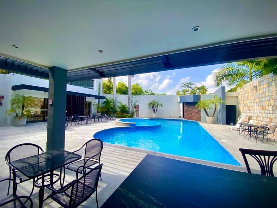 Grann Hotel - отзывы и видео