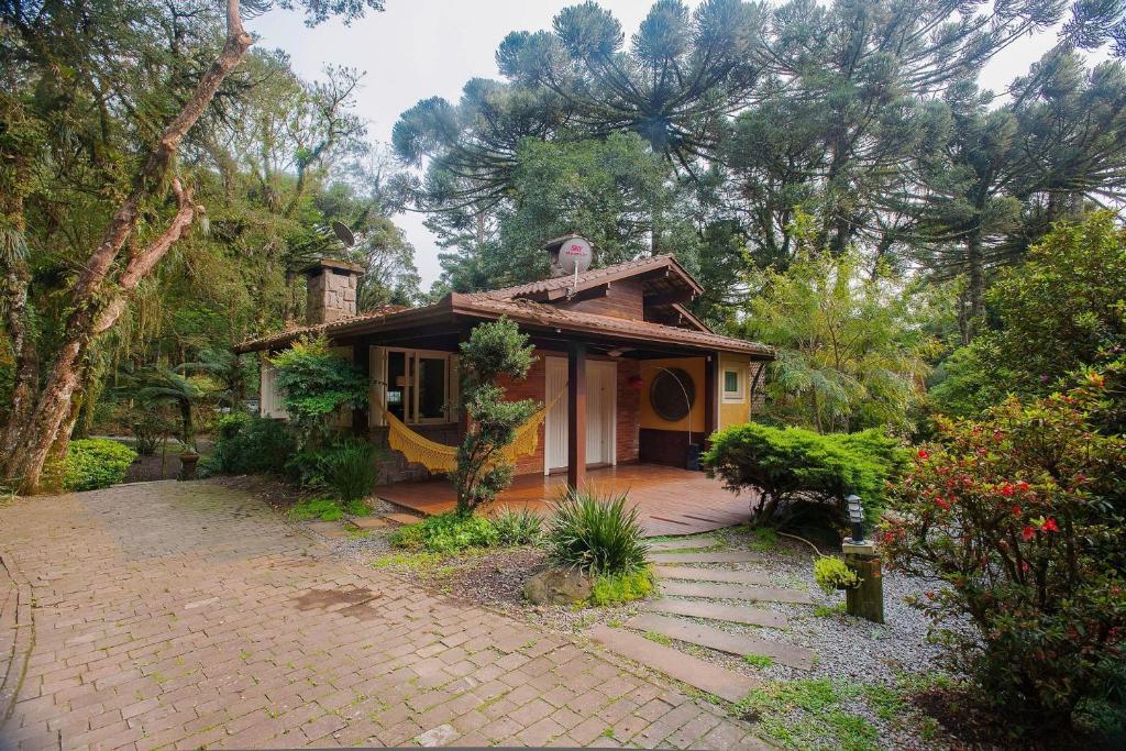  Casa Vila Suzana - 2 dormitórios com lindo jardim