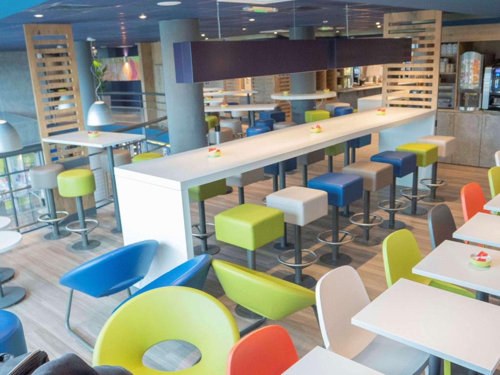 ibis budget Porte D'Orleans - Resim 36