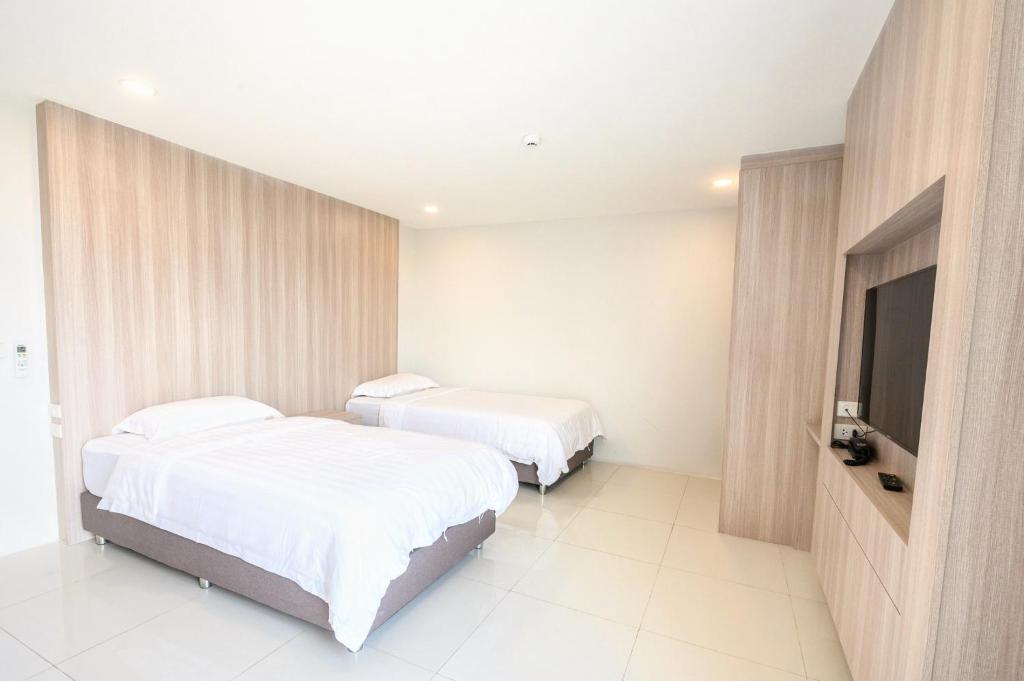 BEAR’S DEN HOTEL PATTAYA - Resim 27
