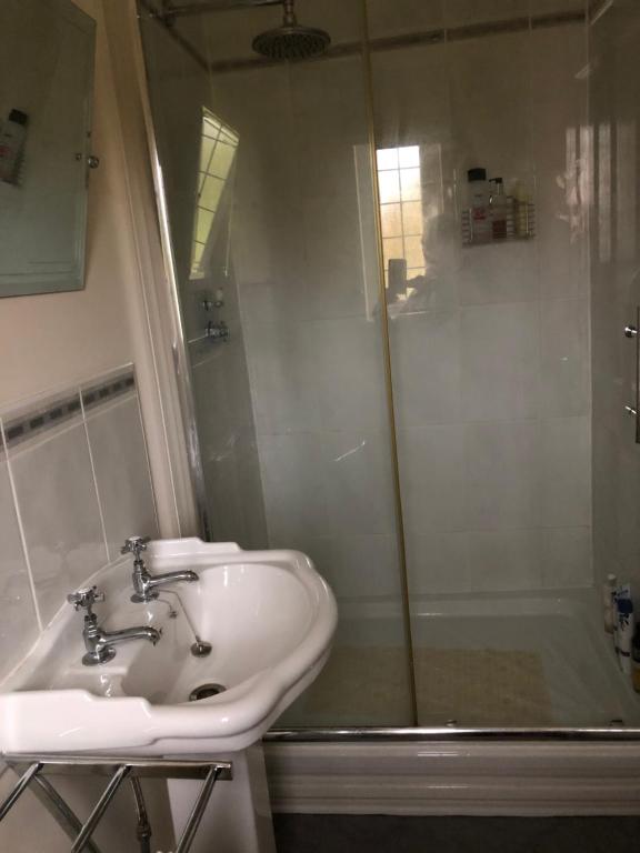 Grange House Bed & Breakfast - King Room With Garden View