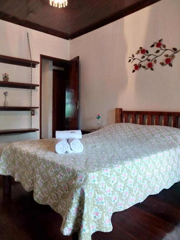 Casa com área de lazer completa em Petrópolis