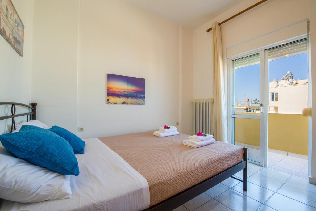 A bed or beds in a room at Casa di Halepa