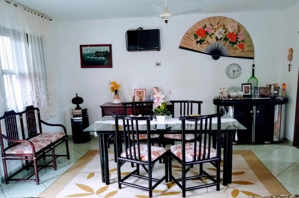  Casa grande em bairro Nobre
