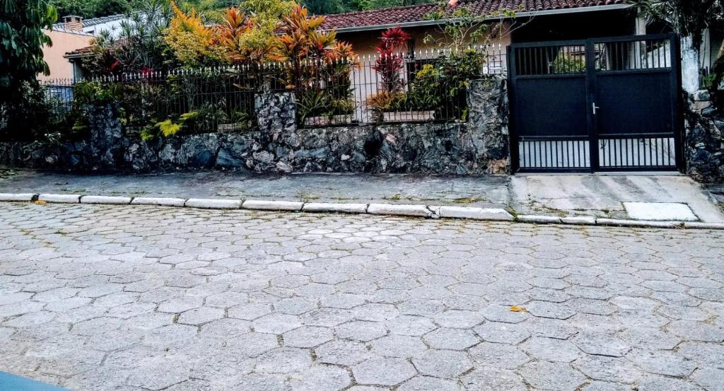  Casa grande em bairro Nobre