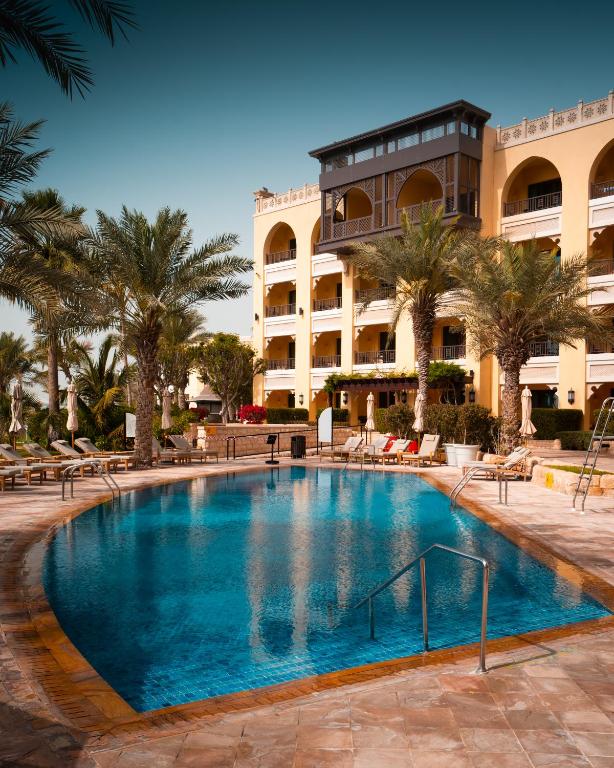 Bazén v ubytování Shangri-La Qaryat Al Beri, Abu Dhabi nebo v jeho okolí