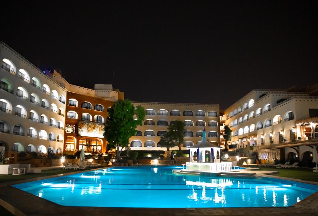 Piscina a Basma Hotel Aswan o a prop