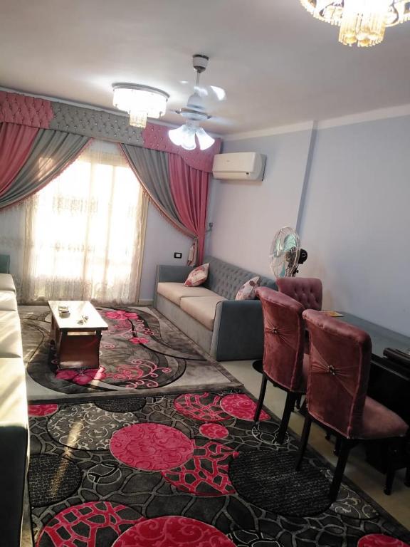Sea View Sidi Bisher - in front of Sidi Bisher Mosque - Best Choice for Families - only Families- No Solo - No unmarried please - 2ベッドルームのアパート