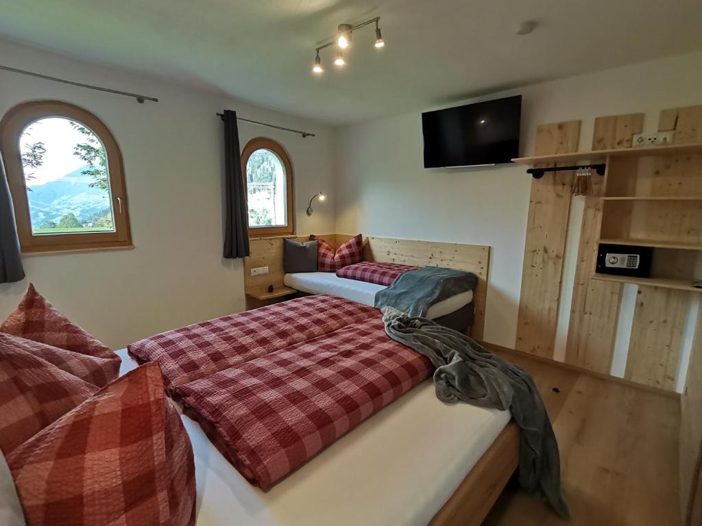 Zdjęcie z galerii obiektu AlpenApartment Zillertal w mieście Hainzenberg