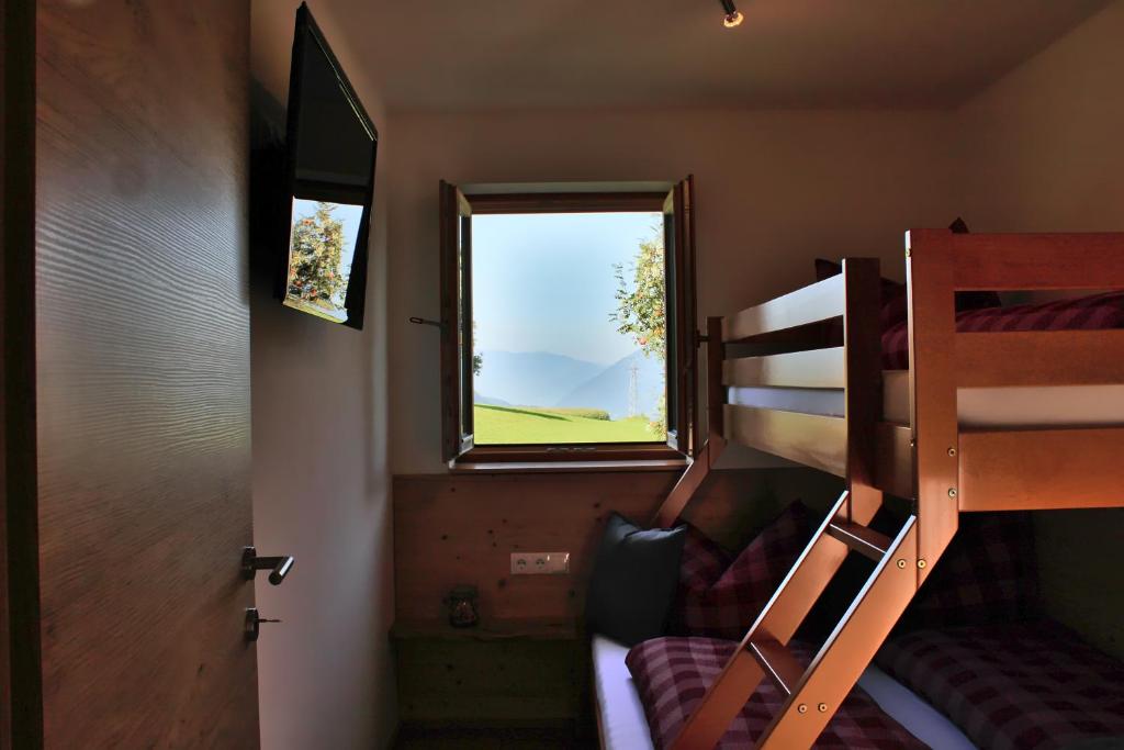 Zdjęcie z galerii obiektu AlpenApartment Zillertal w mieście Hainzenberg