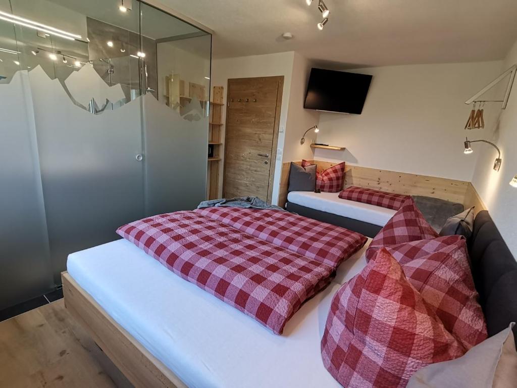 Zdjęcie z galerii obiektu AlpenApartment Zillertal w mieście Hainzenberg