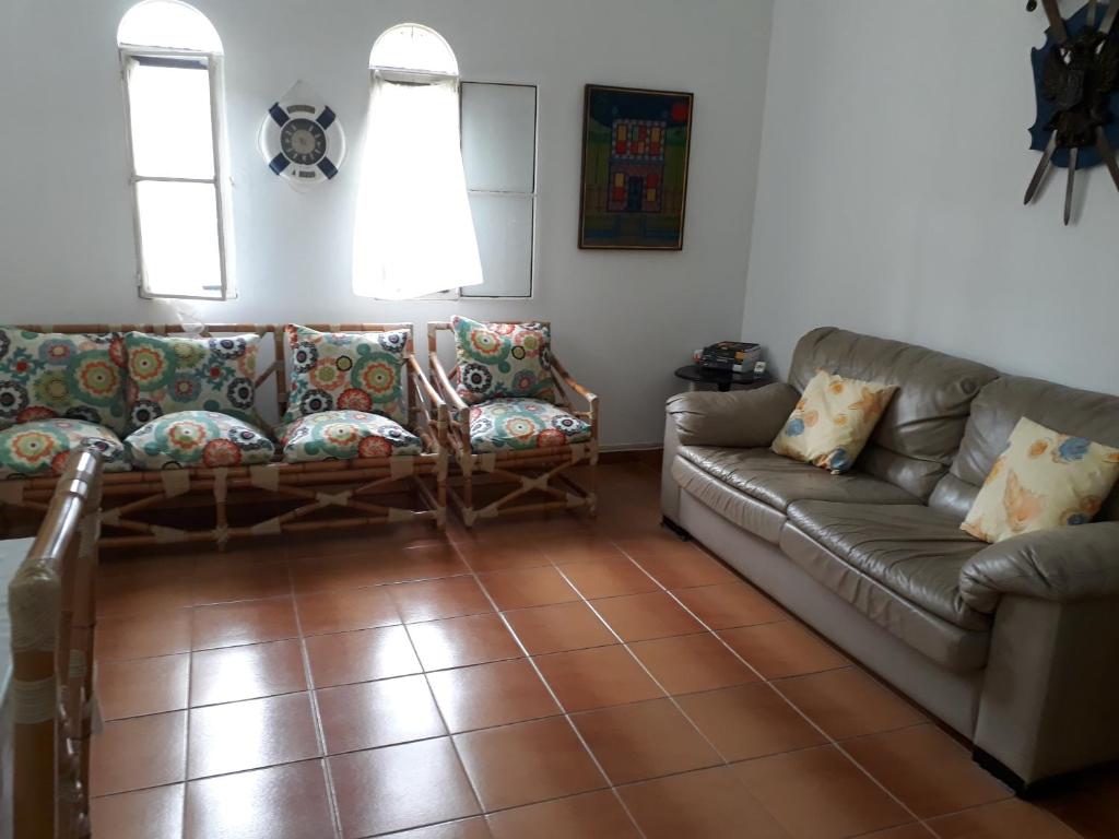  Casa verde na praia da Lagoinha