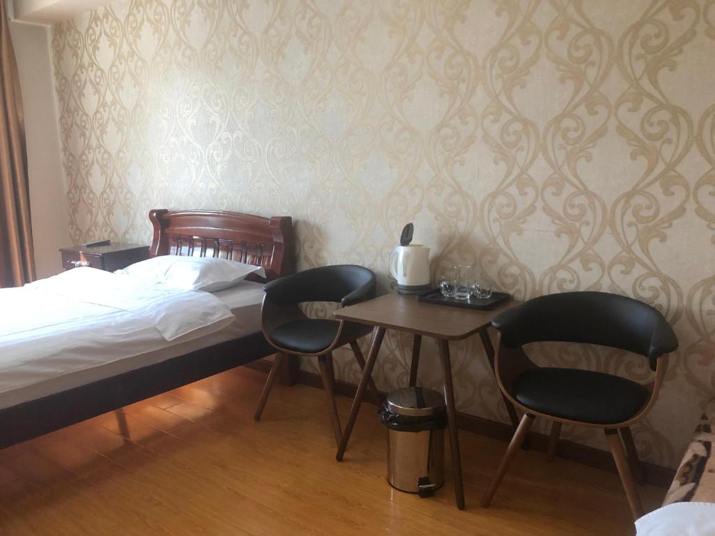 Land Hotel - Einzelzimmer Mit Eigenem Bad