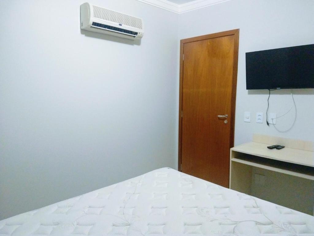  Águas da Serra Top - Novíssimo!!! Aqui Temos Rio Com Águas Termais!!! Sem Roupa de Cama e Banho