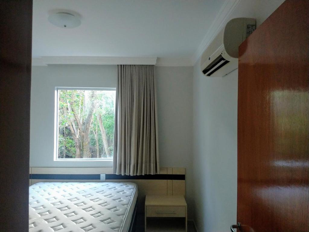  Águas da Serra Top - Novíssimo!!! Aqui Temos Rio Com Águas Termais!!! Sem Roupa de Cama e Banho
