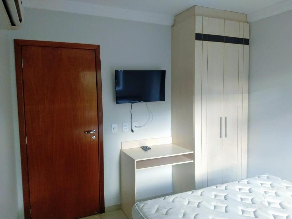  Águas da Serra Top - Novíssimo!!! Aqui Temos Rio Com Águas Termais!!! Sem Roupa de Cama e Banho
